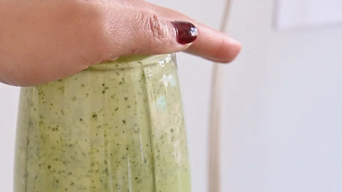 Find the Perfect Juicer with Recipe Book