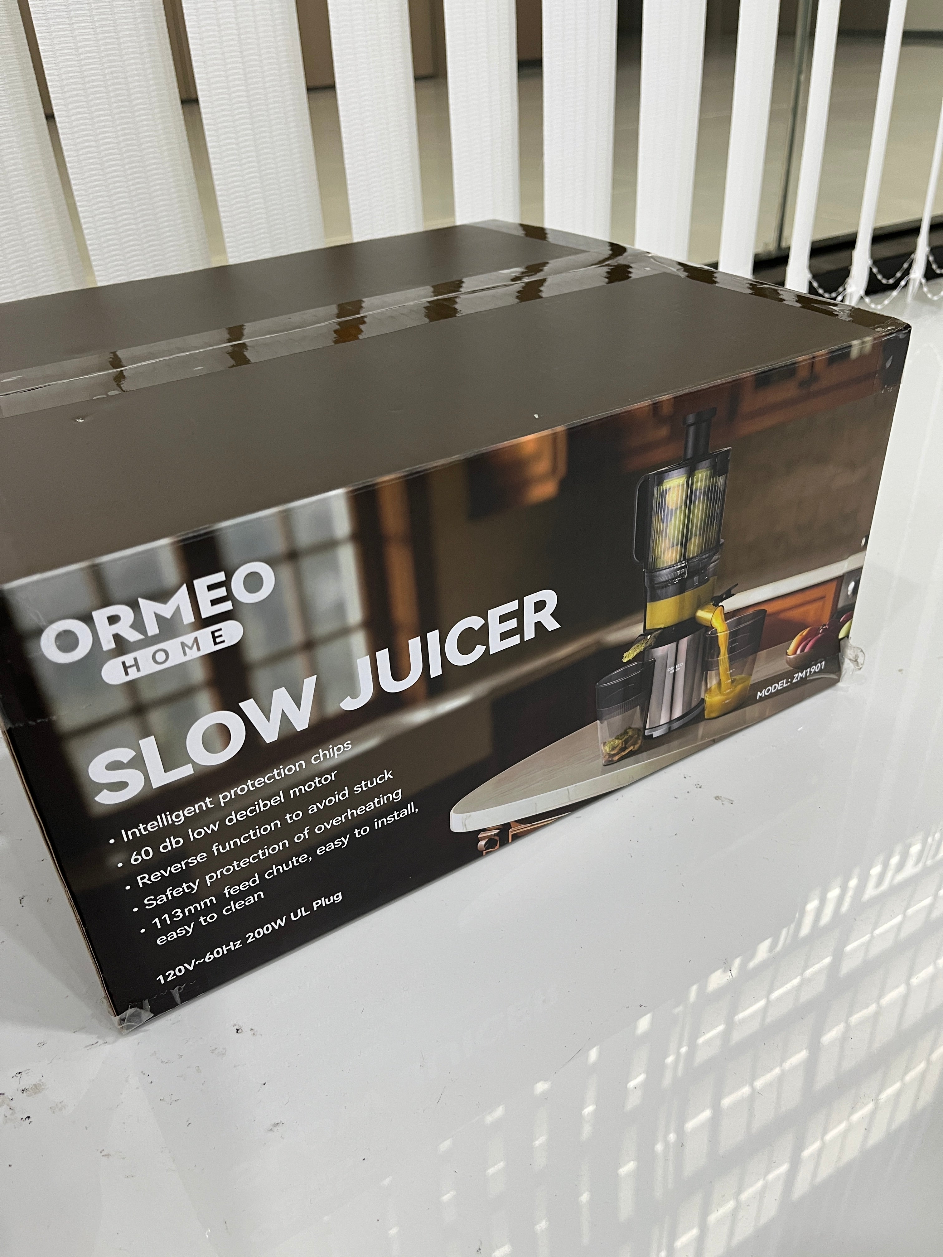 ORMEO slow juicer