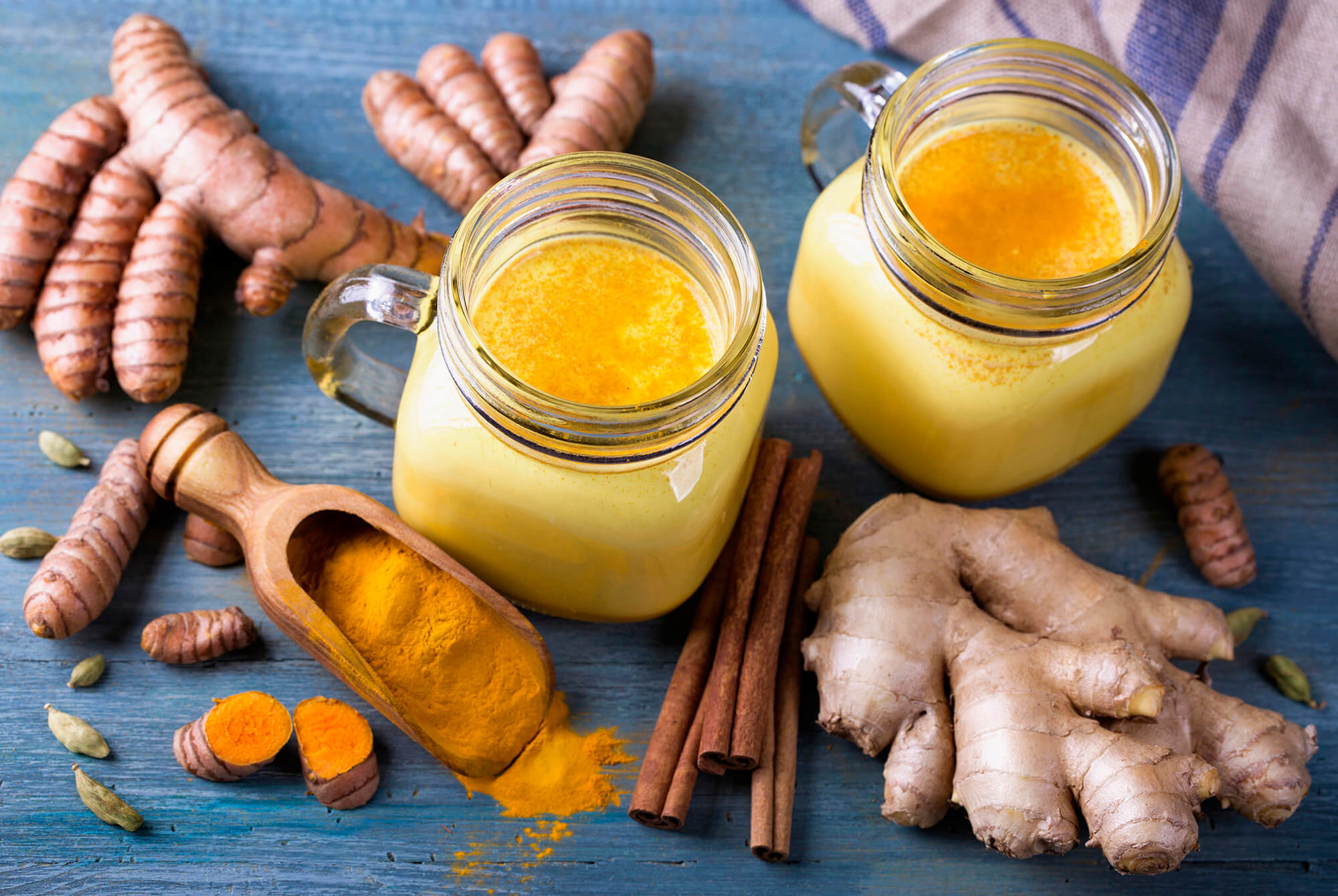 Ginger Turmeric Shot Recipe: Quick Wellness Boost